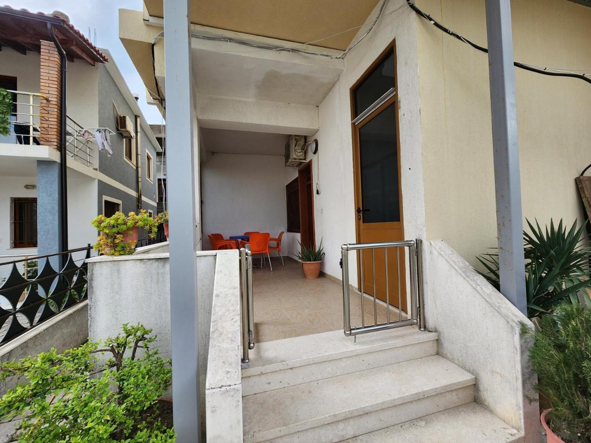 Blue Apartments วญอเรอ ภายนอก รูปภาพ